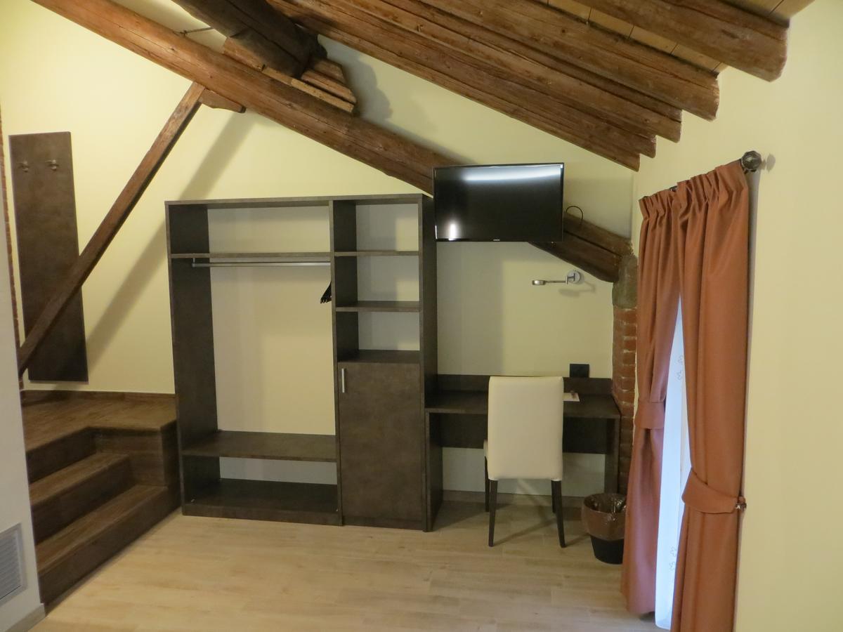 Agriturismo Le Risaie Basiglio Eksteriør billede